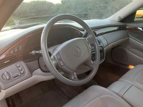 Used 2002 Cadillac De Ville image 11