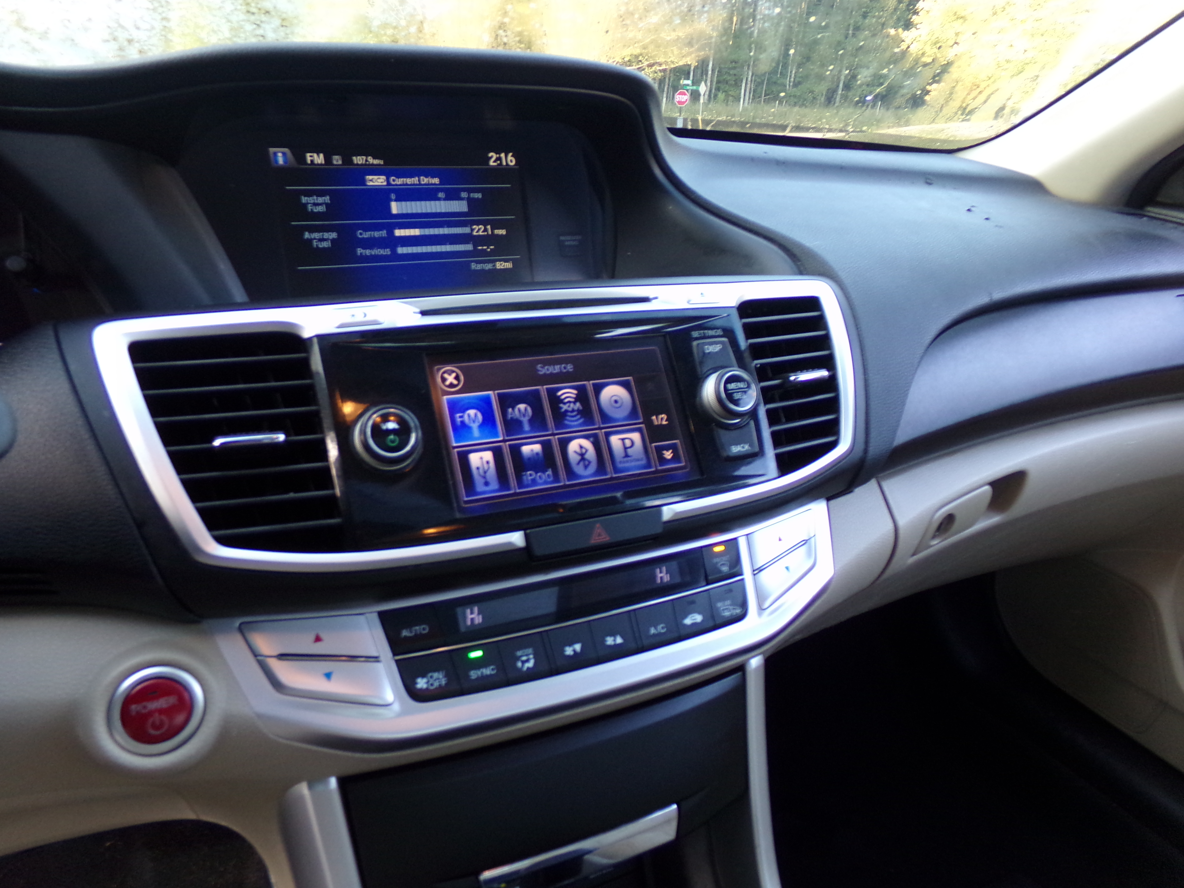 Used 2015 Honda Accord EX-L Hybrid Sedan image 12