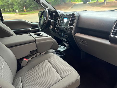 Used 2017 Ford F150 FX4 image 15