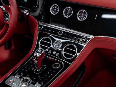 Used 2025 Bentley Continental GTC Speed image 27