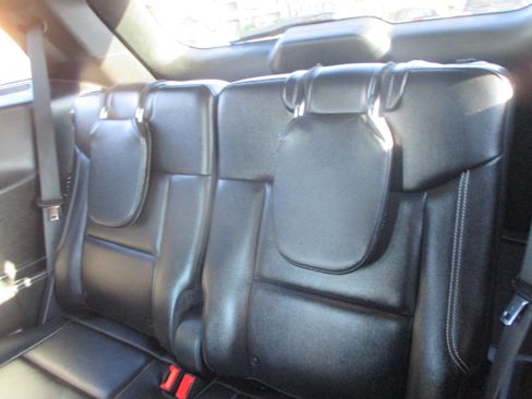 Used 2021 Ford Explorer 4WD ST image 13