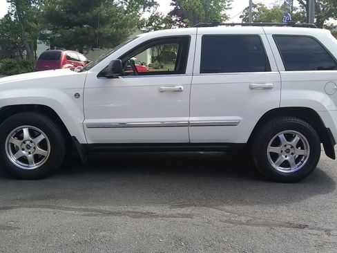Used 2007 Jeep Grand Cherokee Limited image 4