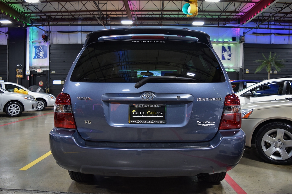 Used 2005 Toyota Highlander Limited FWD image 9