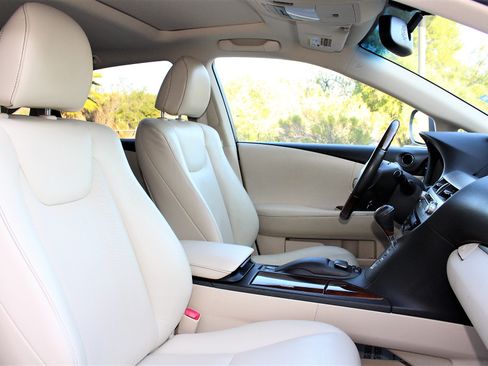 Used 2013 Lexus RX 450h image 14