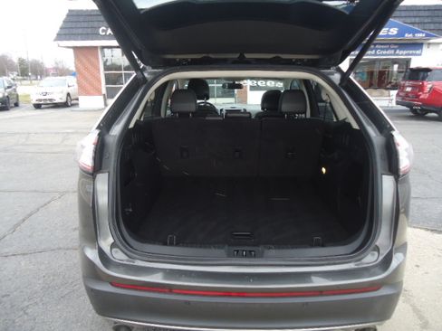 Used 2015 Ford Edge SEL image 12