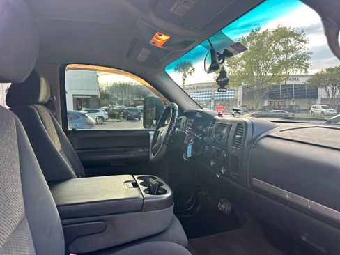 Used 2007 Chevrolet Silverado 2500 LT image 22