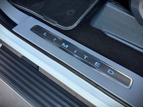 Used 2021 Ford F150 Limited image 33