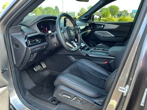 Used 2026 Acura MDX SH-AWD A-Spec image 11