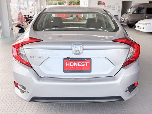 Used 2017 Honda Civic LX image 5