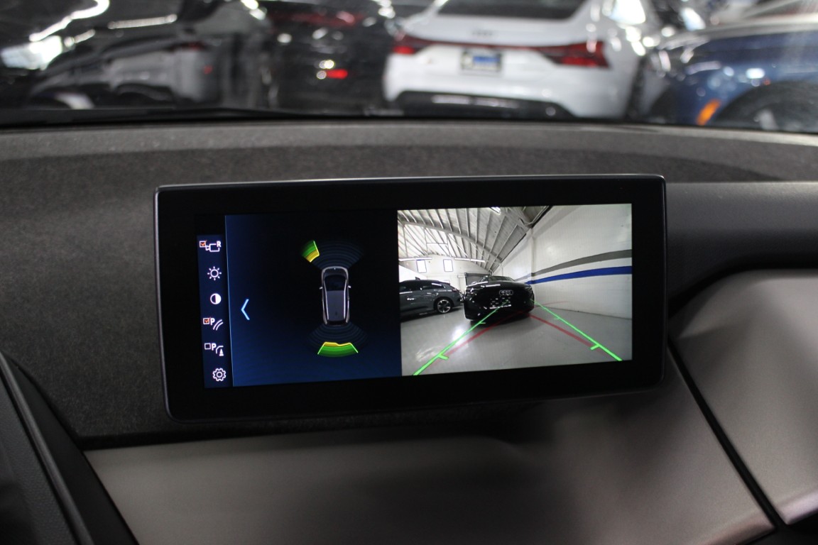 Used 2018 BMW i3 w/ Range Extender RWD image 26