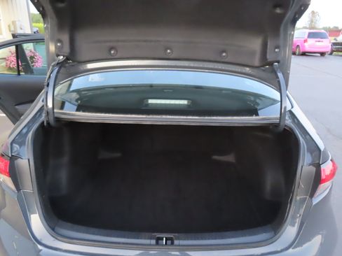 Used 2024 Toyota Corolla LE image 19