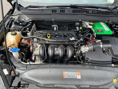 Used 2016 Ford Fusion SE image 14