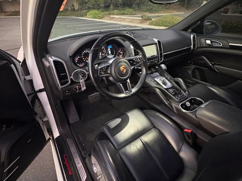 Used 2016 Porsche Cayenne image 7