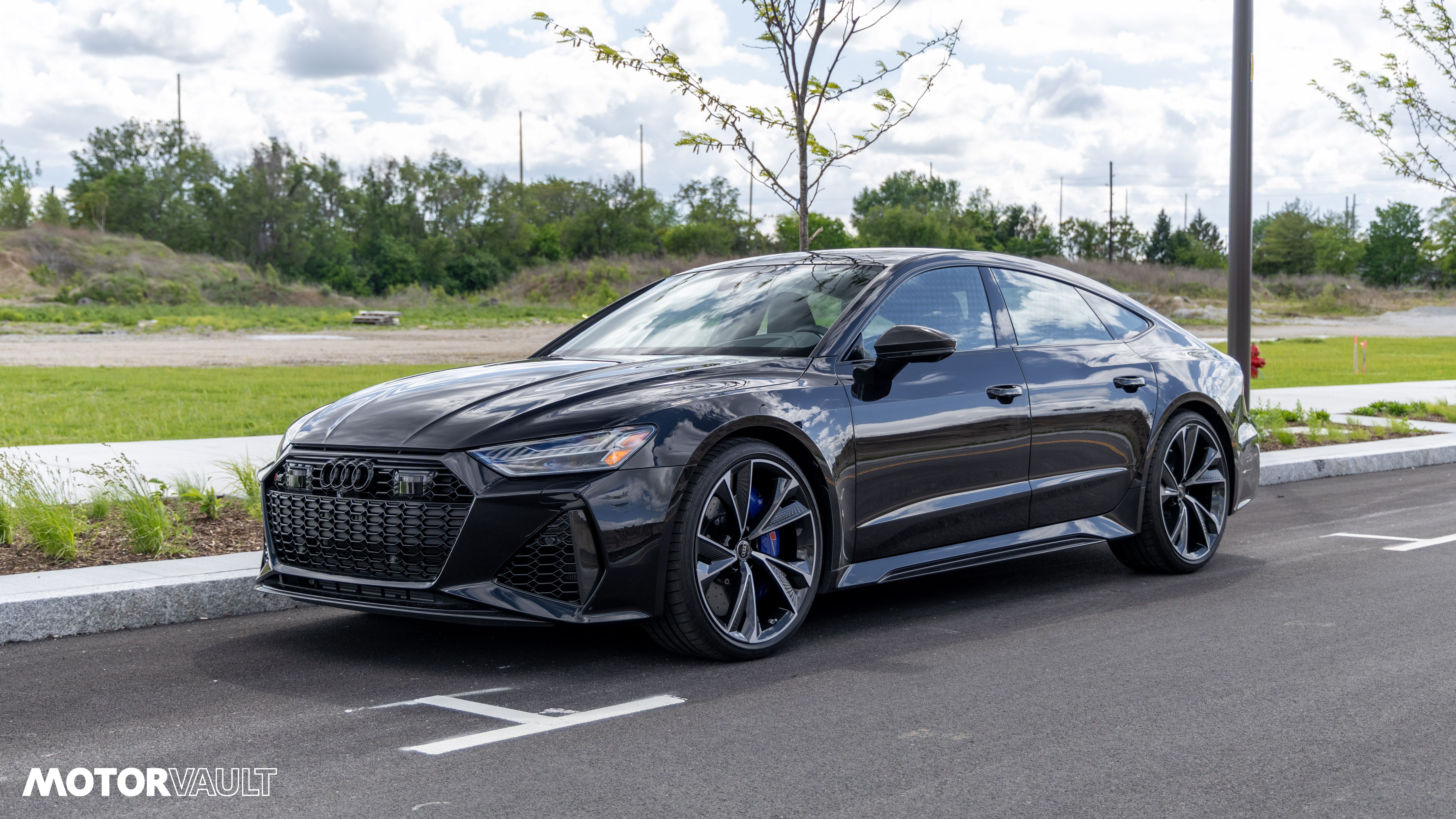 Used 2022 Audi RS 7 Sportback AWD/4WD image 1