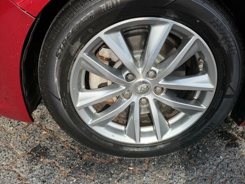 Used 2015 INFINITI Q50 Premium image 24