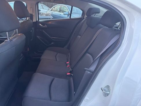 Used 2015 MAZDA MAZDA3 i Sport image 10