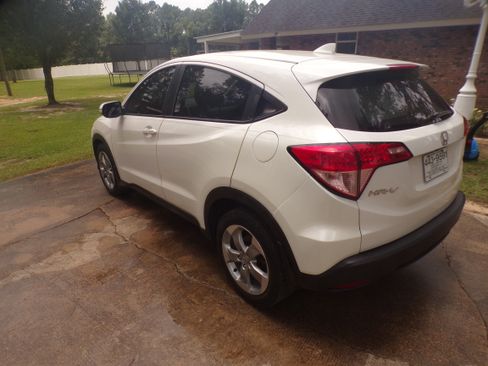 Used 2016 Honda HR-V FWD EX image 3