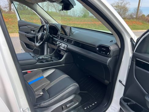 Used 2023 Honda Pilot EX-L image 15