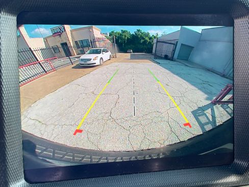 Used 2020 Jeep Wrangler Unlimited Rubicon 4xe image 9