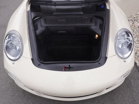 Used 2010 Porsche 911 Carrera S Cabriolet RWD image 35