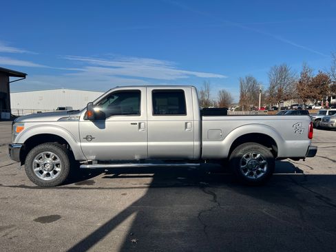 Used 2012 Ford F250 Lariat image 6