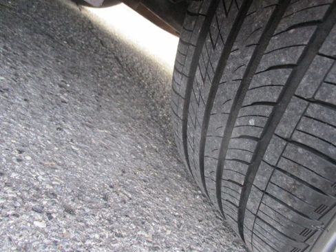 Used 2004 Ford Thunderbird LX image 10