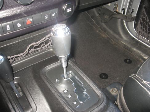 Used 2014 Jeep Wrangler 4xe Unlimited Sahara image 12