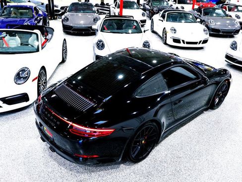 Used 2018 Porsche 911 Carrera 4 GTS image 6