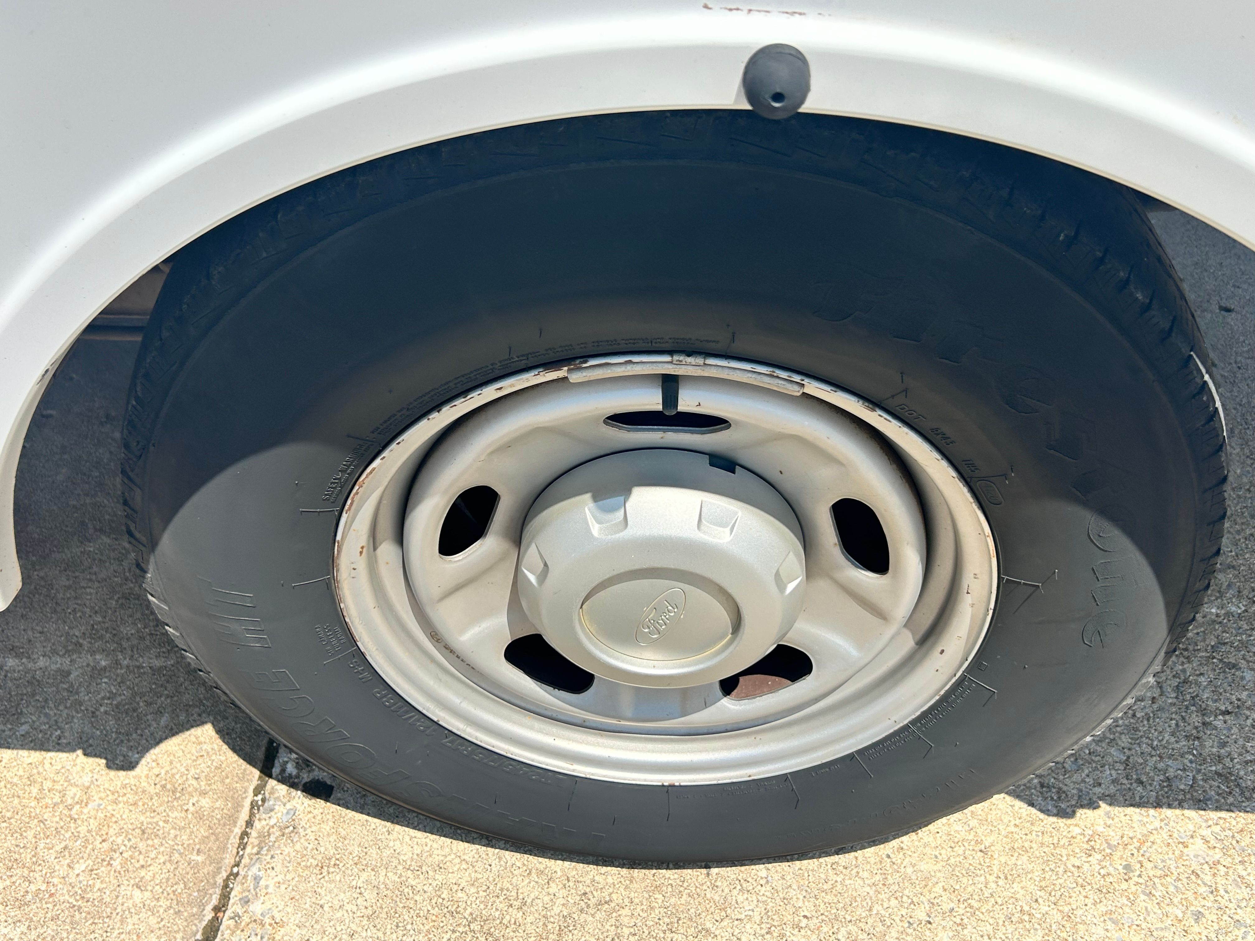 Used 2013 Ford F350 RWD image 28