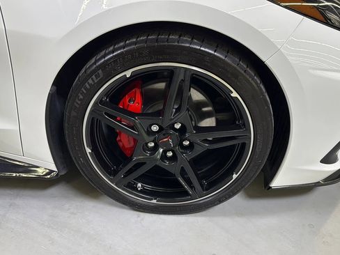 Used 2024 Chevrolet Corvette Convertible w/ 2LT RWD image 22