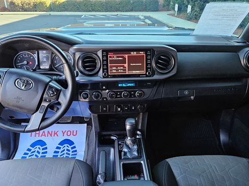 Used 2021 Toyota Tacoma image 10