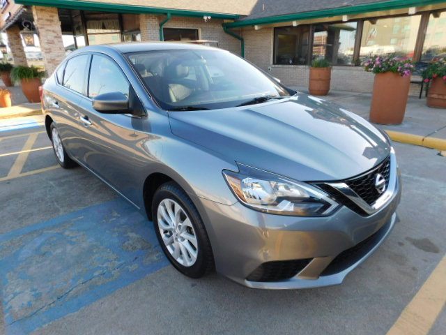 Used 2019 Nissan Sentra SV FWD image 1