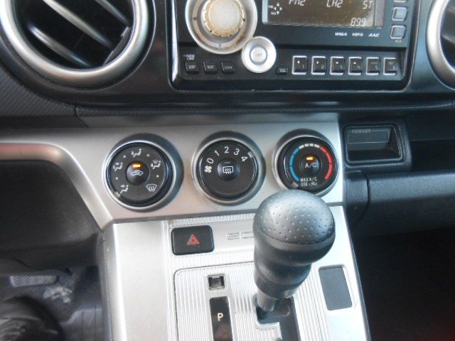 Used 2011 Scion xB FWD image 15