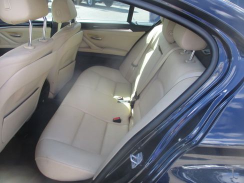 Used 2016 BMW 528i image 9