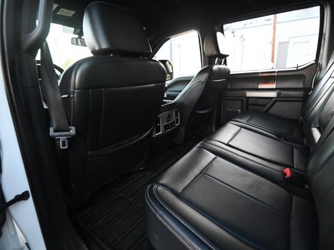 Used 2022 Ford F250 Lariat image 43