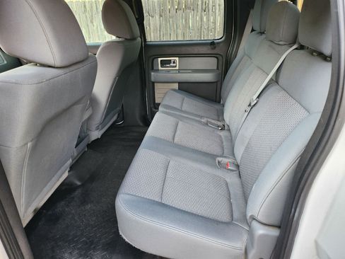 Used 2011 Ford F150 4x4 SuperCrew image 4