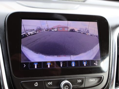 Used 2019 Chevrolet Equinox Premier image 29