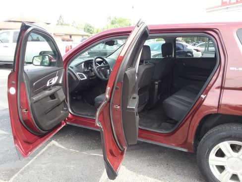 Used 2016 GMC Terrain SLE image 17