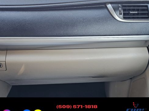 Used 2012 Toyota Camry LE image 12