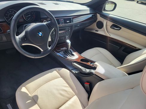 Used 2013 BMW 328i Convertible RWD image 14