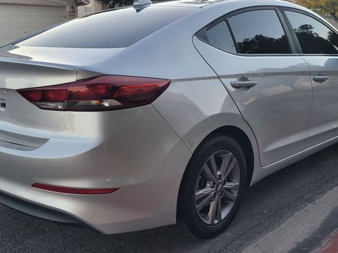 Used 2018 Hyundai Elantra SEL image 7