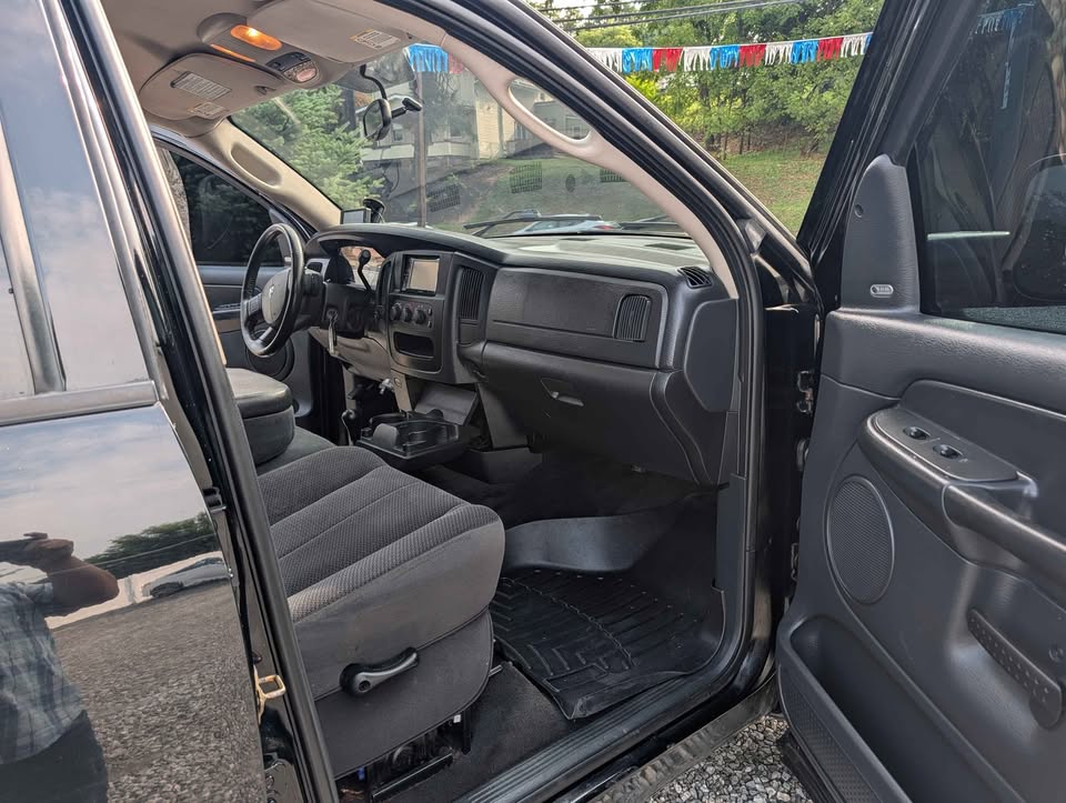 Used 2004 Dodge Ram 2500 Truck 4x4 Quad Cab image 6