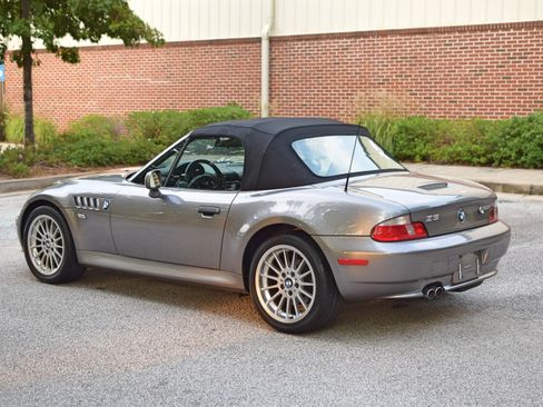 Used 2002 BMW Z3 3.0i image 12