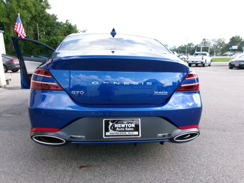 Used 2024 Genesis G70 2.5T Prestige RWD image 14