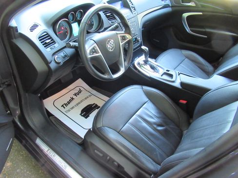 Used 2011 Buick Regal CXL FWD image 8
