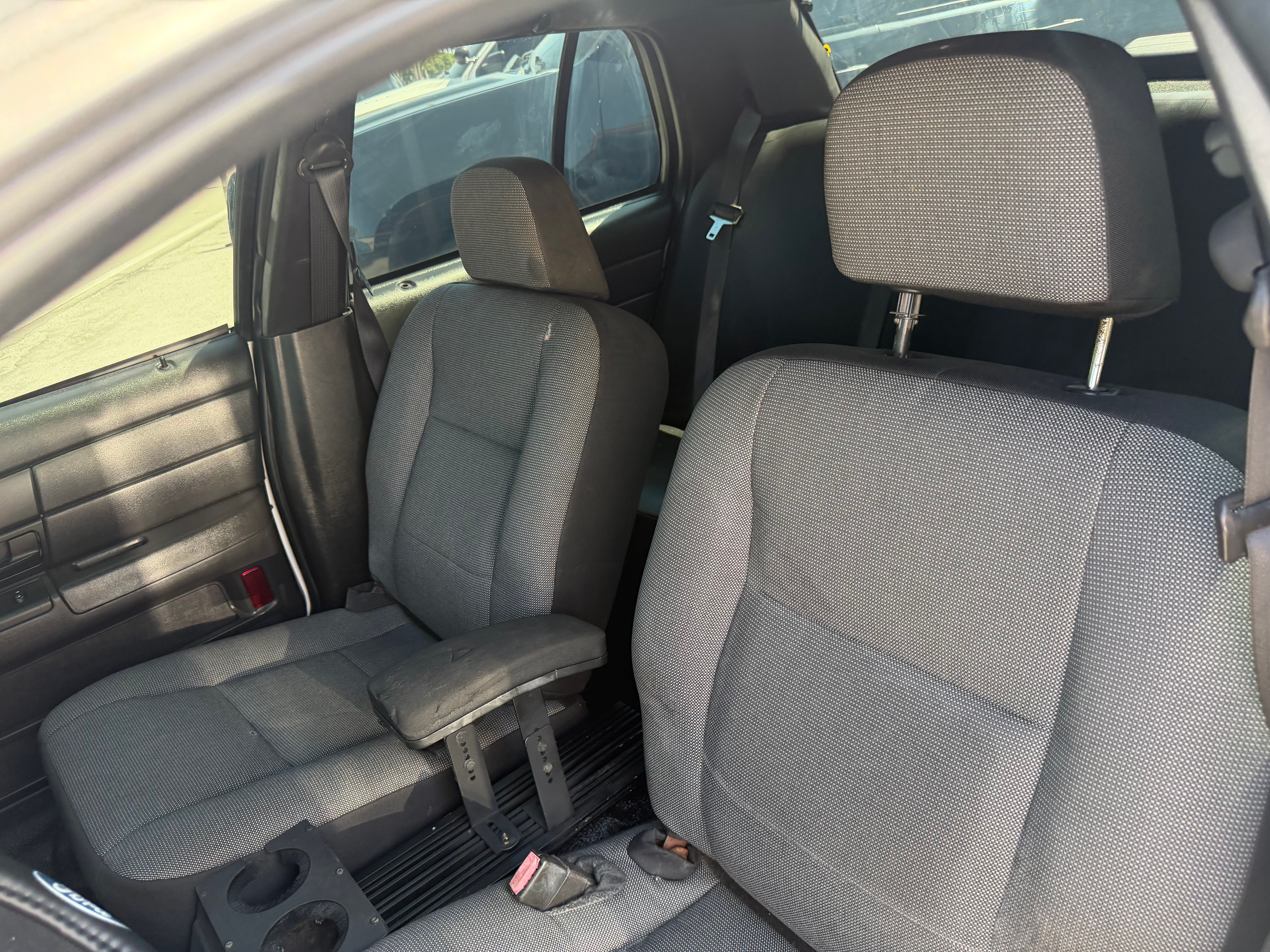 Used 2007 Ford Crown Victoria Police Interceptor RWD image 14