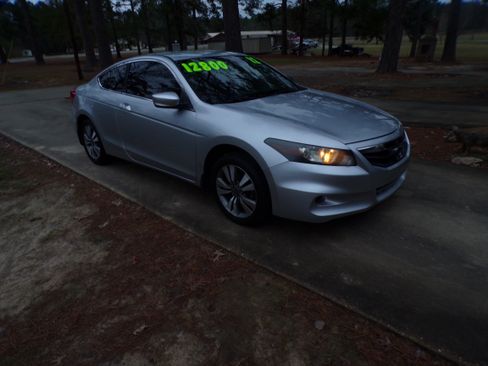 Used 2012 Honda Accord LX image 2