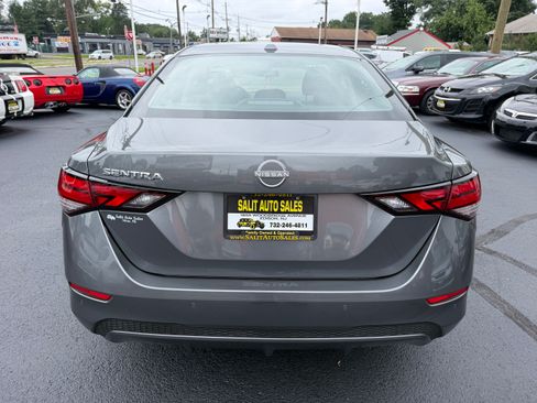 Used 2025 Nissan Sentra SV FWD image 24