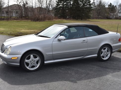 Used 2001 Mercedes-Benz CLK 430 image 3