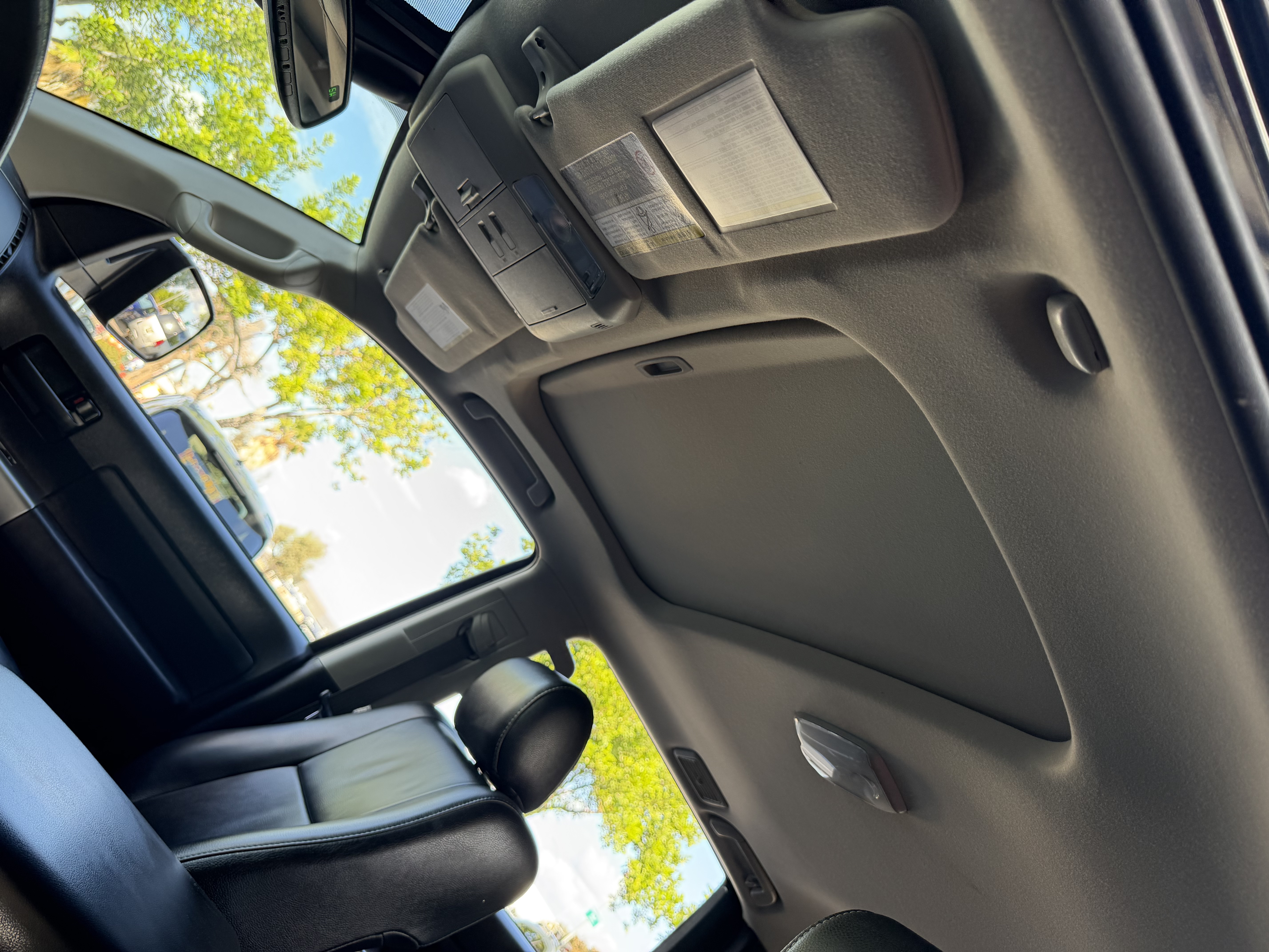 Used 2018 Toyota Sequoia TRD Sport AWD/4WD image 33